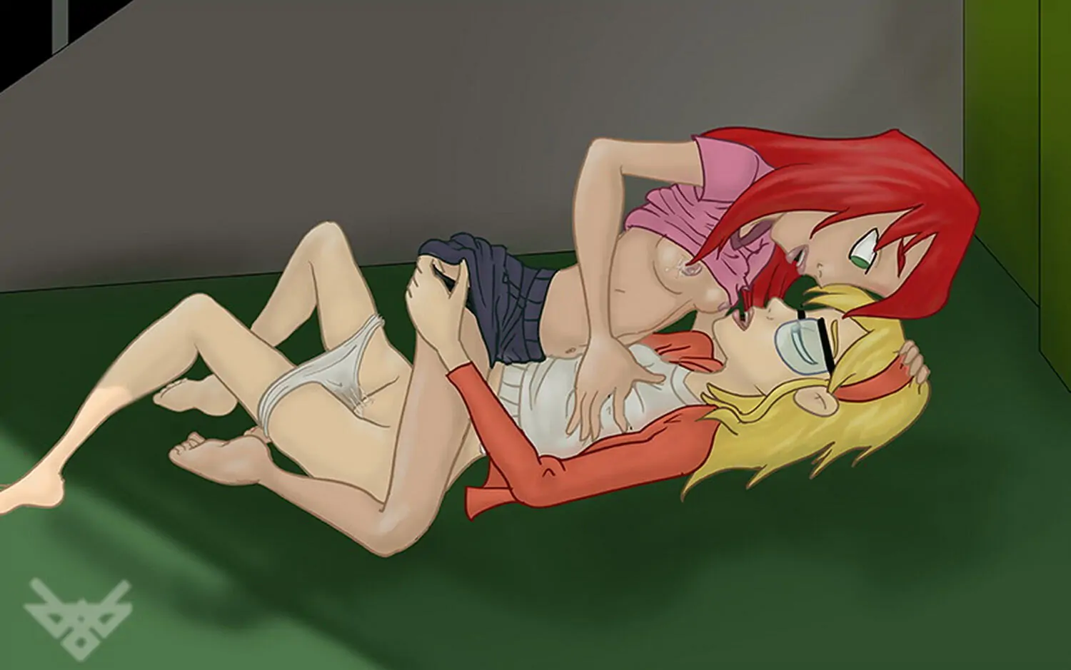 Mary Jane Watson and Gwen Stacy Nipples Yuri